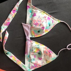 Victoria’s Secret Bikini Top floral, lightly used.